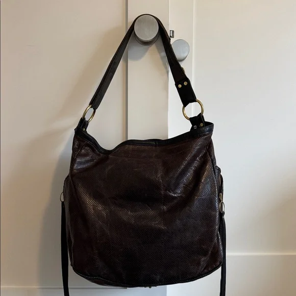 Maya Moon Designs Luxury Custom Leather Bag with Gold Accents - Picture 9 of 17